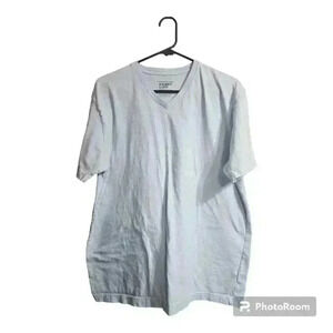 Baby blue old navy short sleeve tee!